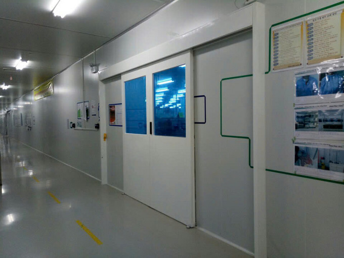 AIRSHOWER CỬA TỰ ĐỘNG